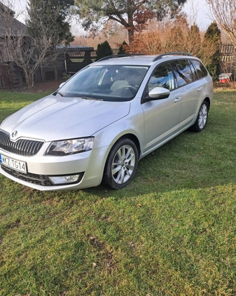 Skoda Octavia cena 43900 przebieg: 112000, rok produkcji 2016 z Kozienice małe 562